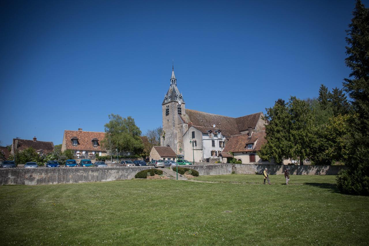 Отель Le Sauvage Chateau-Renard Экстерьер фото